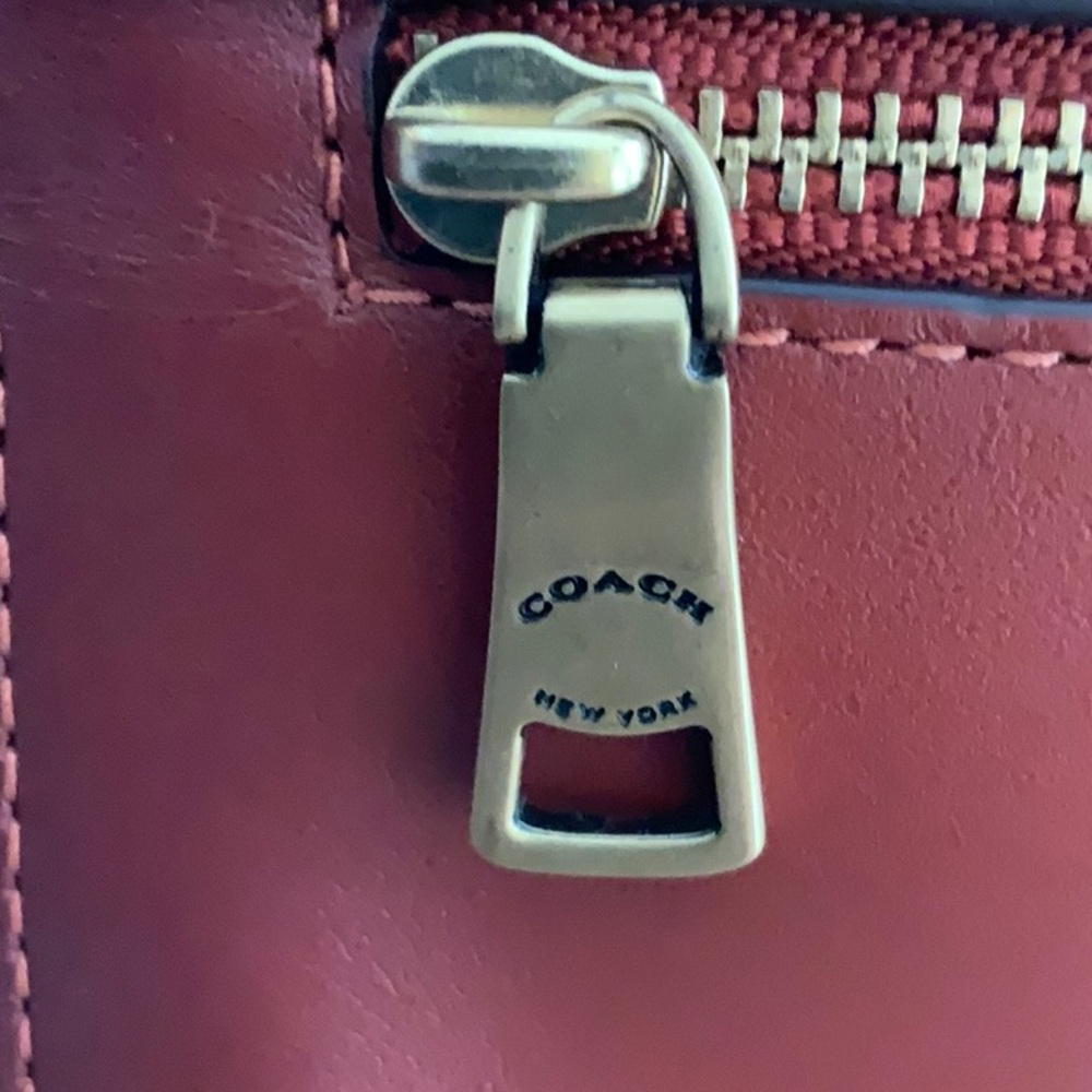 Coach x Guang Yu Beat Shoulder Bag 18 - Limited Edition 2020 Artist Collab - Picture 8 of 16